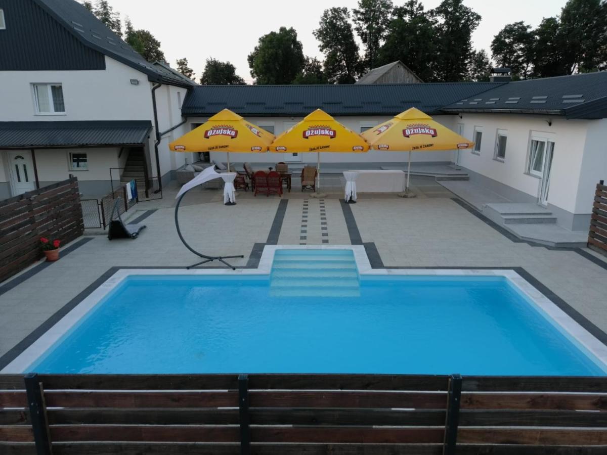 Apartmani Albatros Perusic Exteriör bild