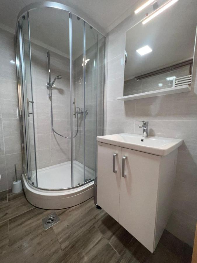 Apartmani Albatros Perusic Exteriör bild